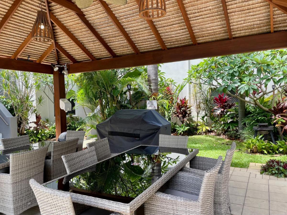 Burleigh Palms Holiday Apartments 골드코스트 외부 사진